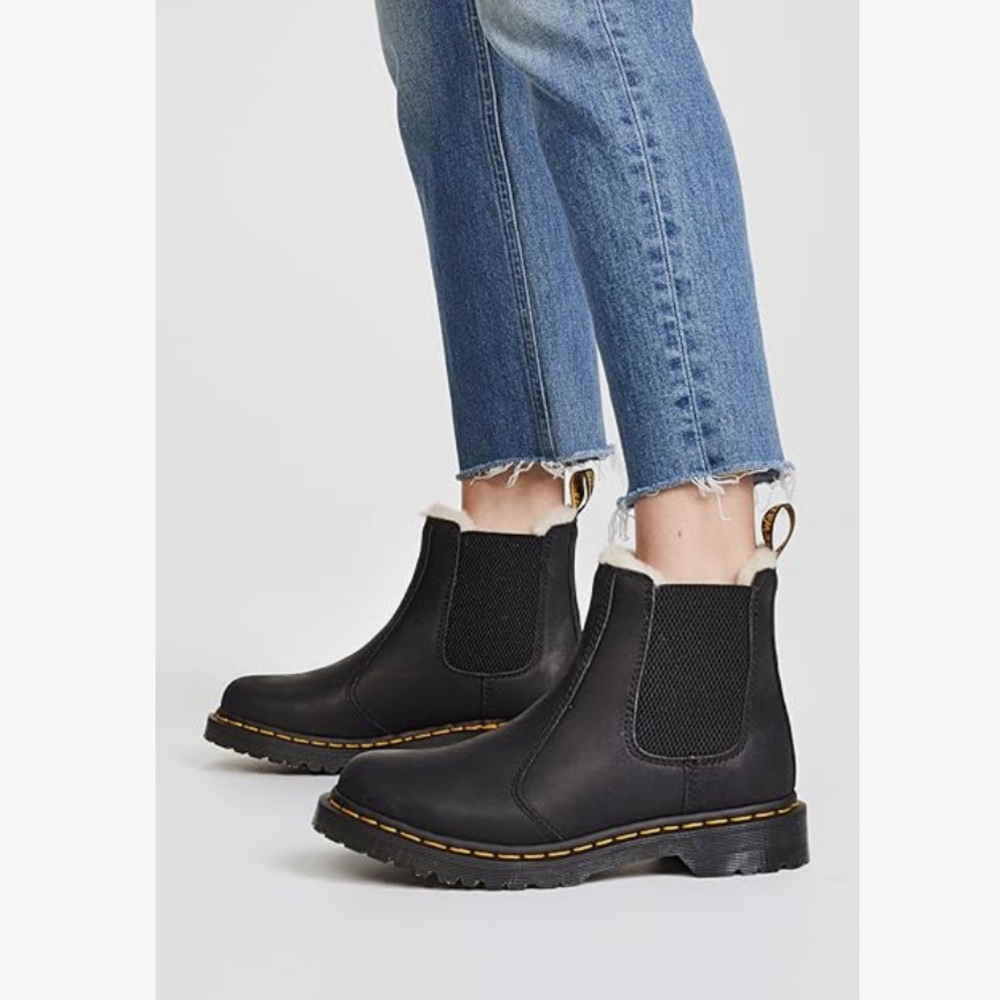 Dr. Martens Leonore Chelsea Boots